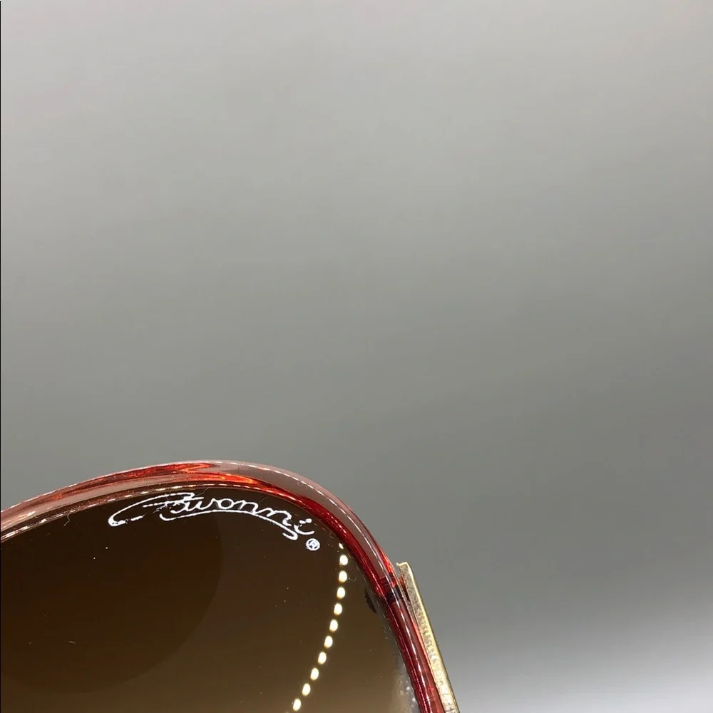 Vintage 80's oversized round curved sunglasses statement style gradient lens.